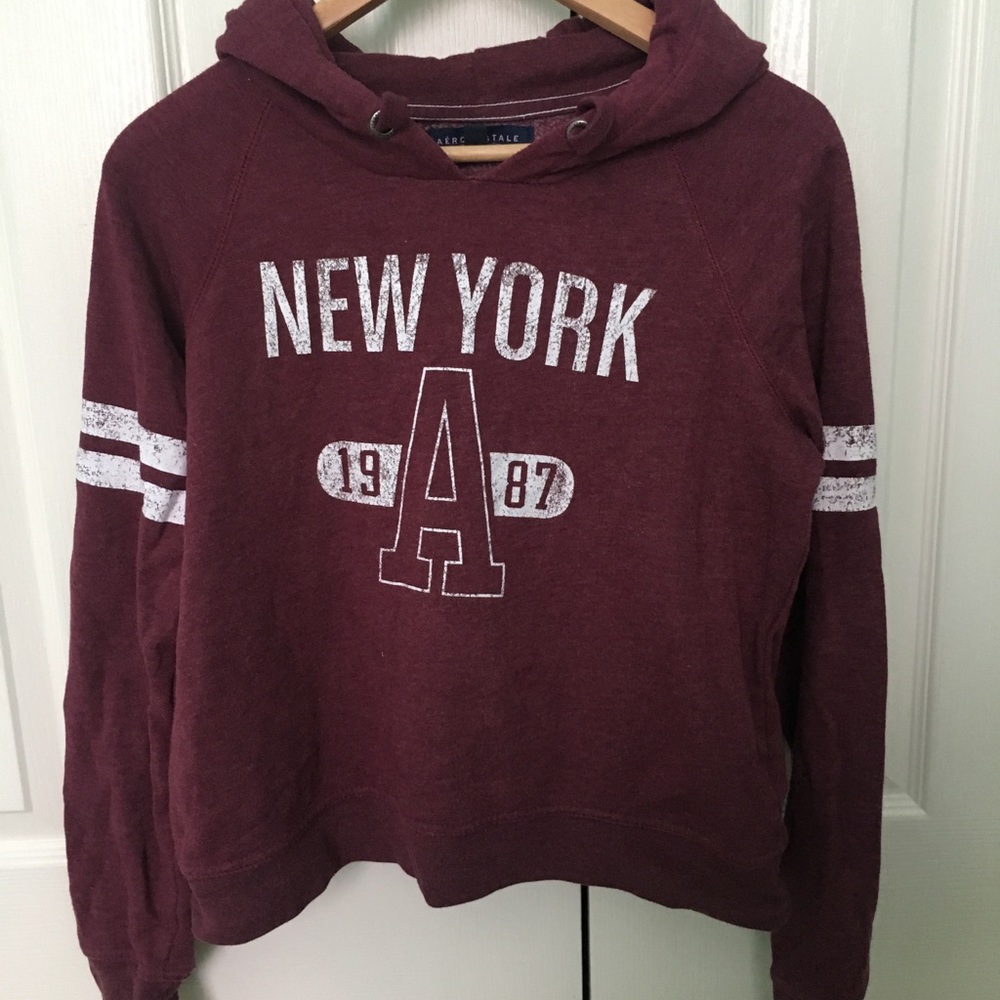 Aeropostale maroon sweatshirt